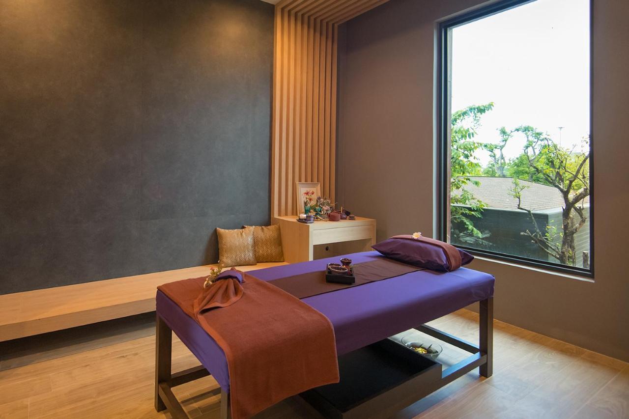 The Gems Mining Pool Pattaya 5* Nong Prue