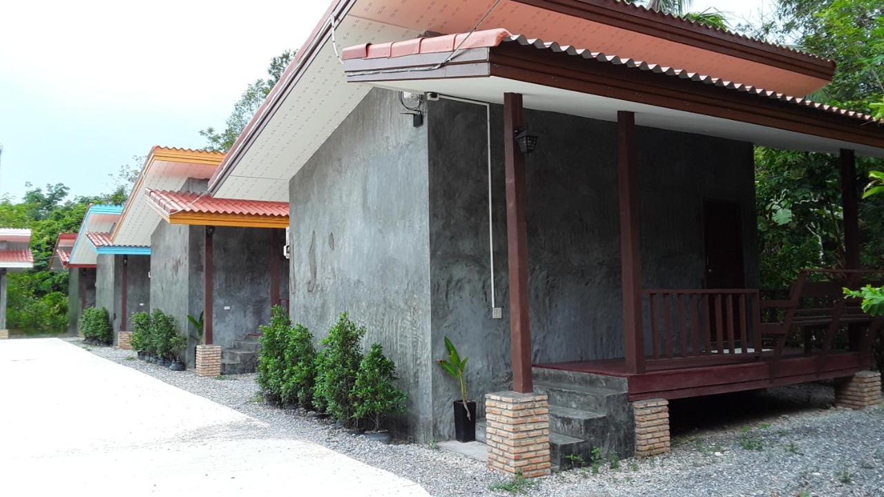 Baan Chan Sabai Resort Chanthaburi