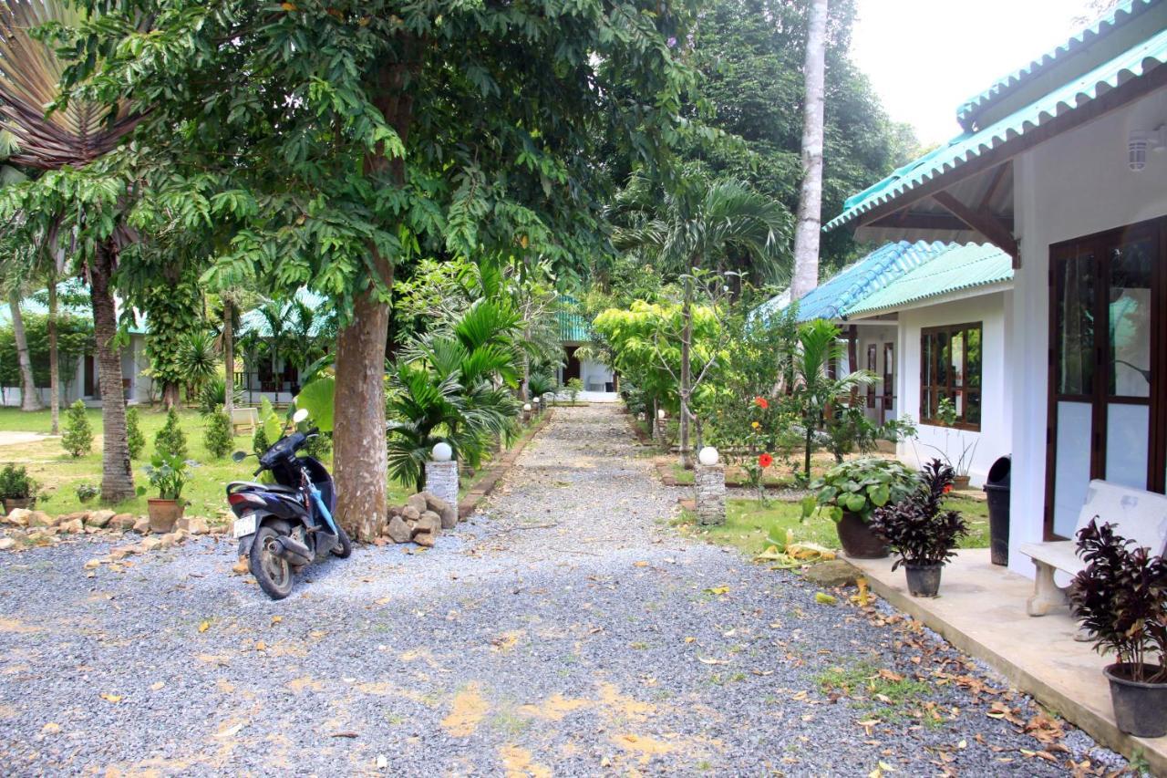 Resort Tropical Paradise Leelawadee *