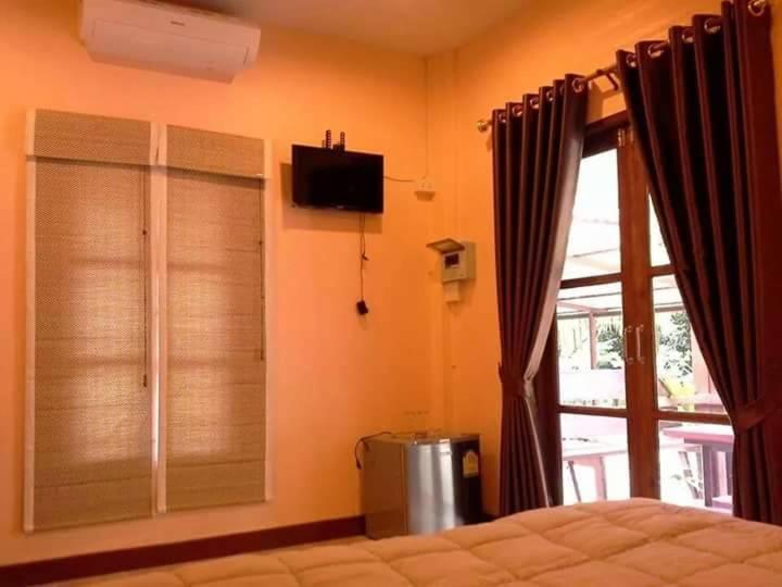 Resort Baan Chan Sabai *