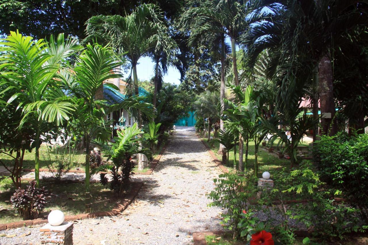 Tropical Paradise Leelawadee