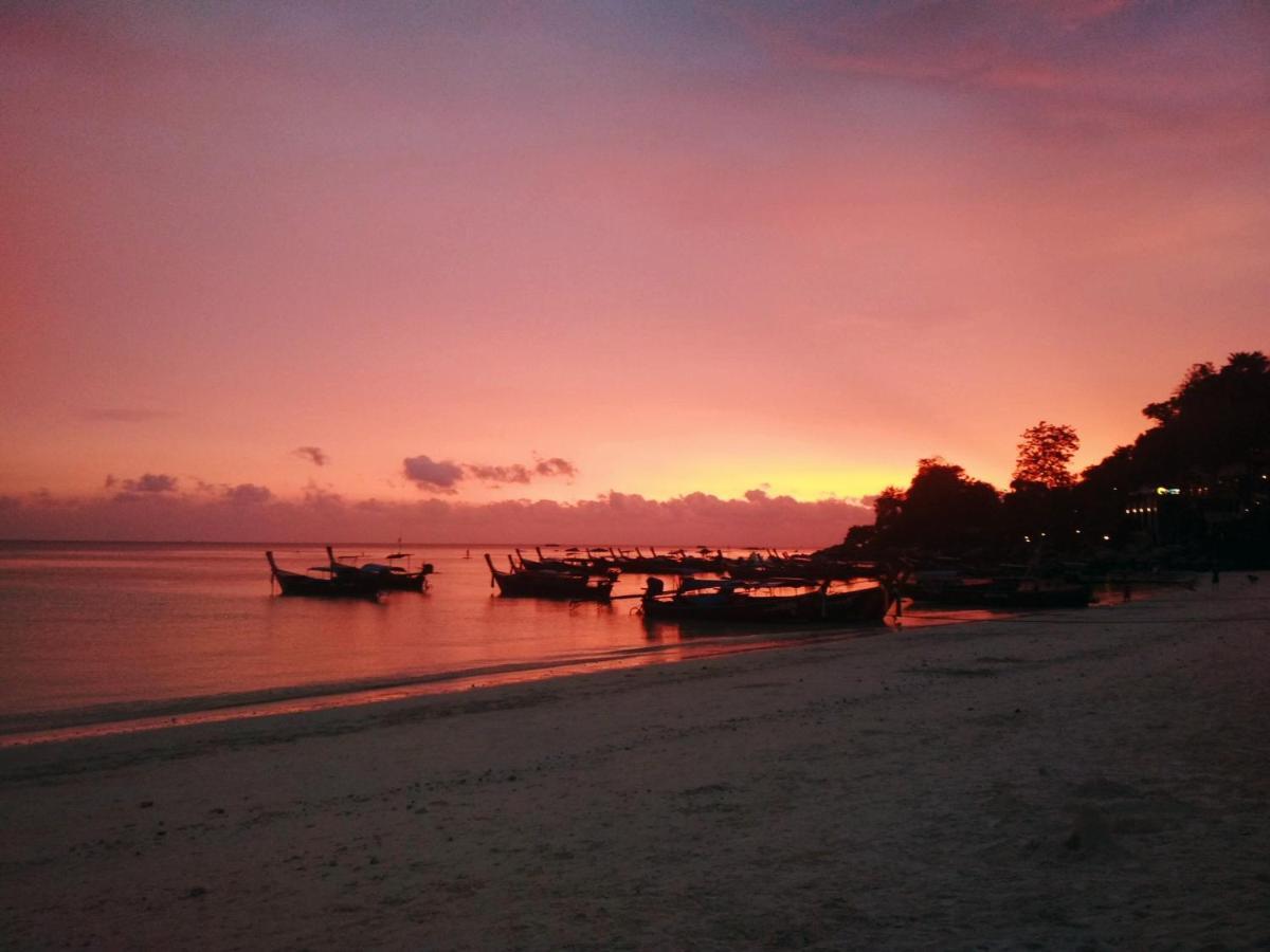 Forra Pattaya Front *