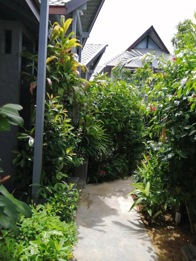 Jr Place Resort Klong Muang Beach