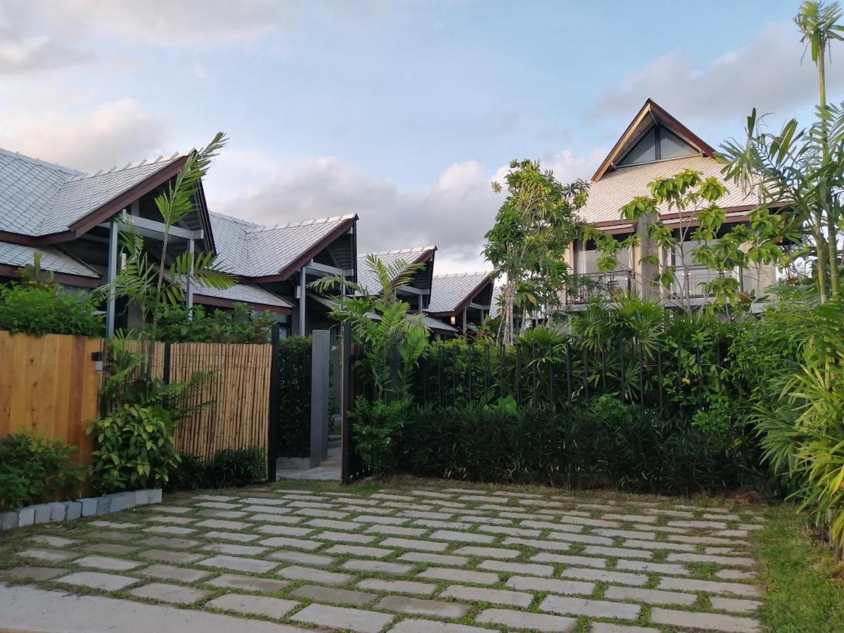 Jr Place Resort