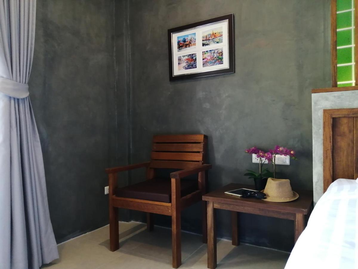 Jr Place Resort Klong Muang Beach