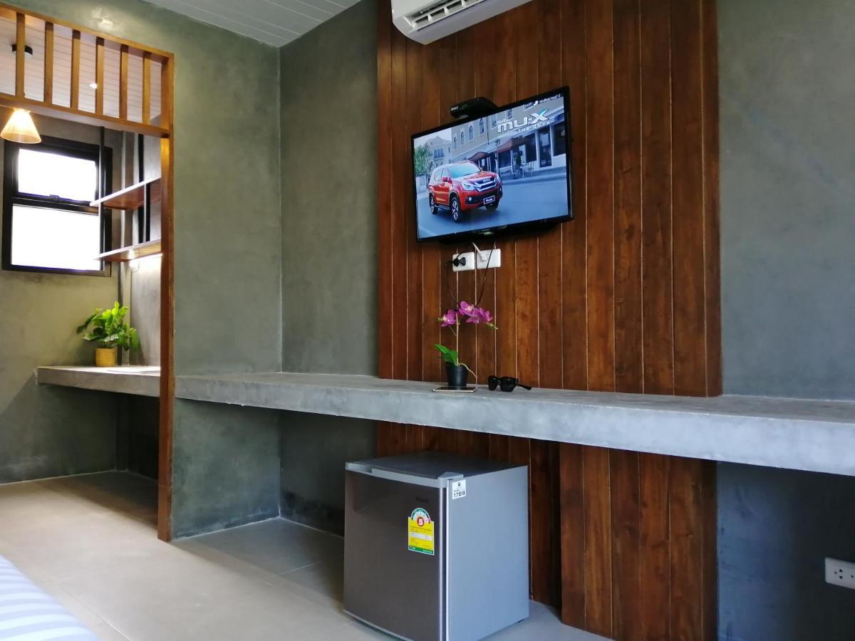 Jr Place Resort Klong Muang Beach