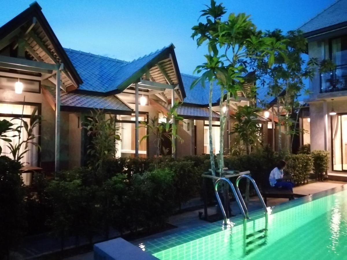 Resort Jr Place Klong Muang Beach