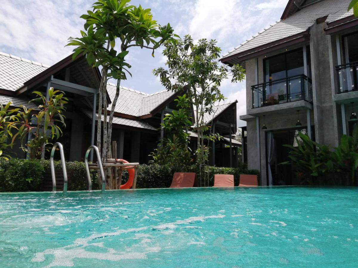 Jr Place Klong Muang Beach