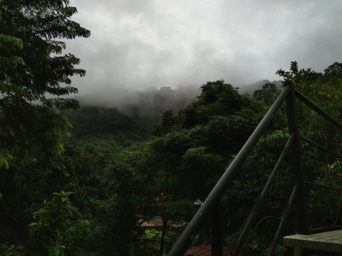 Resort Namtok Sarika Resotel
