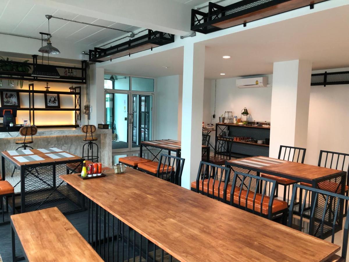 Richmond Hotel 4*