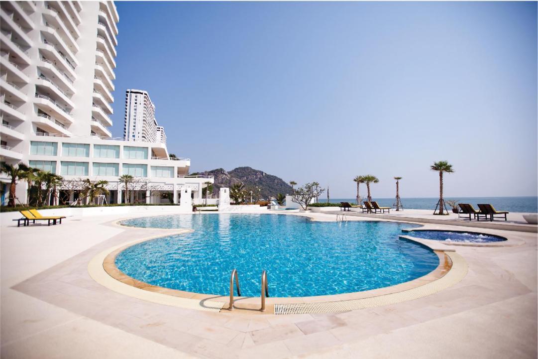 Santorini Hua Hin 3*