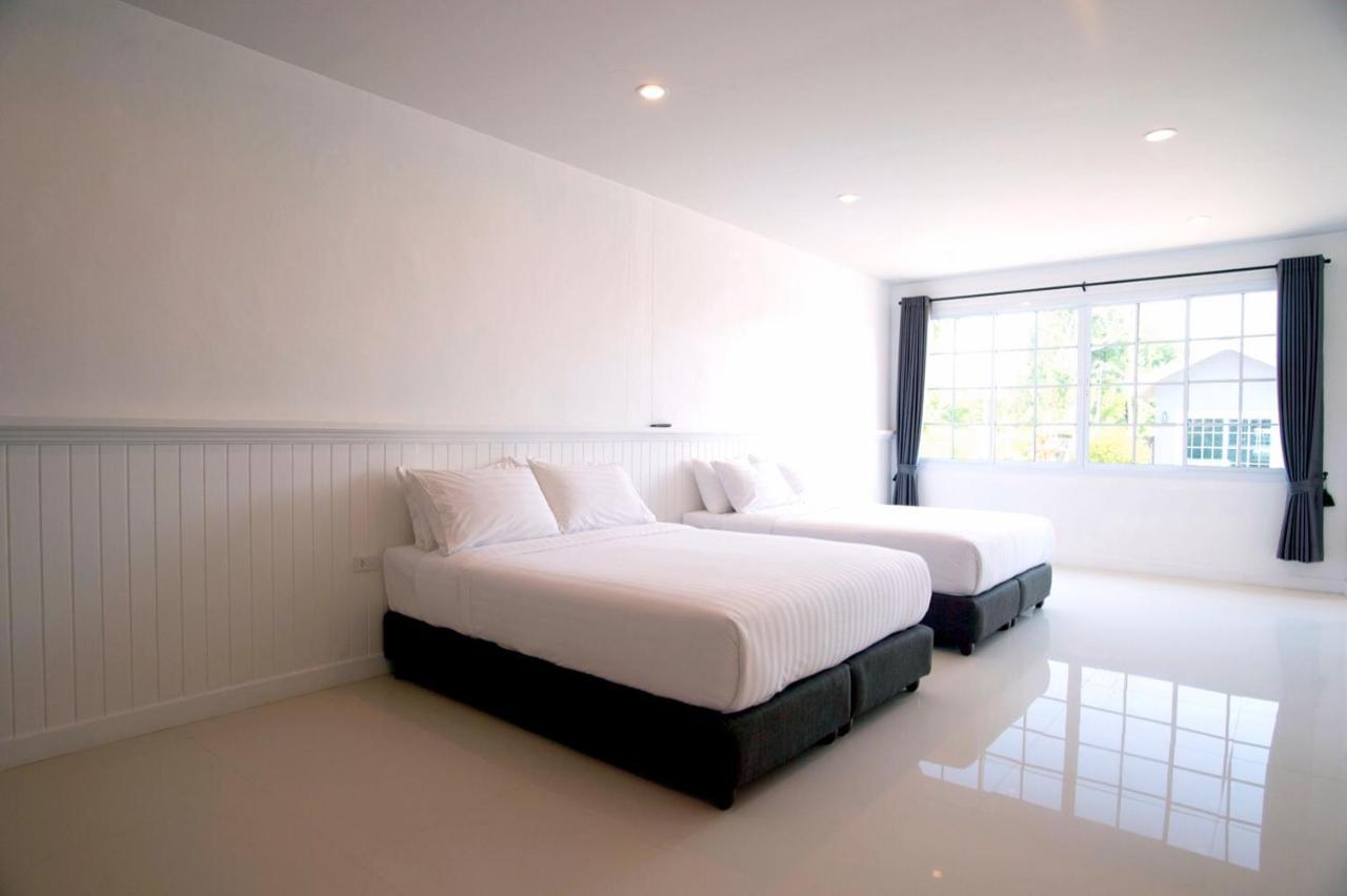 Bhive Resort 3*