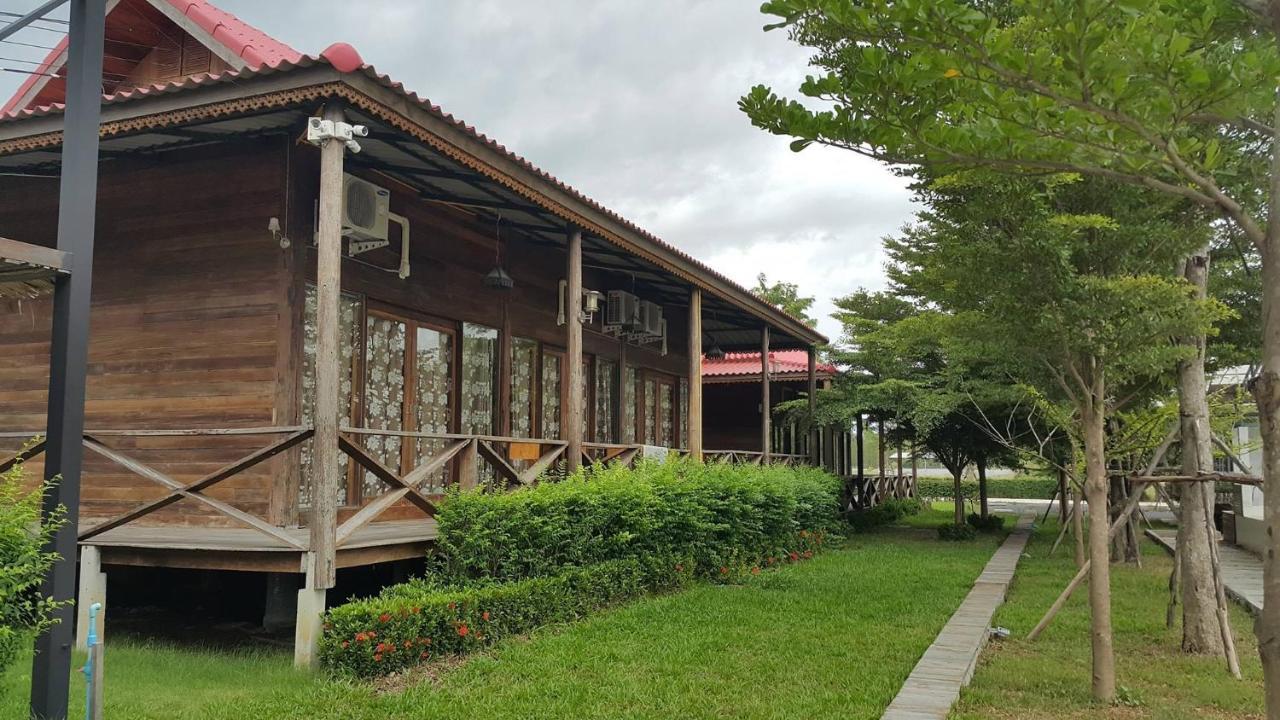 Ingaun Kanchanaburi * Ban Noi (Kanchanaburi)