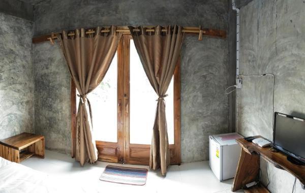 Teak Resort Thoeng