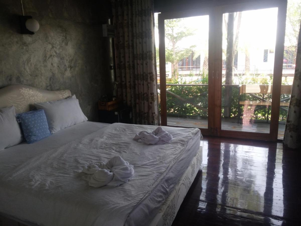 Ingaun Kanchanaburi Resort *