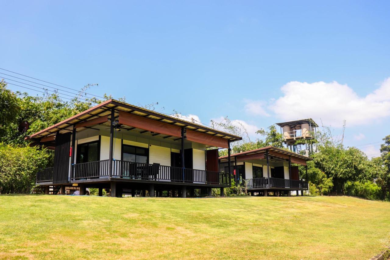 Resort Mae On Village Roi Et