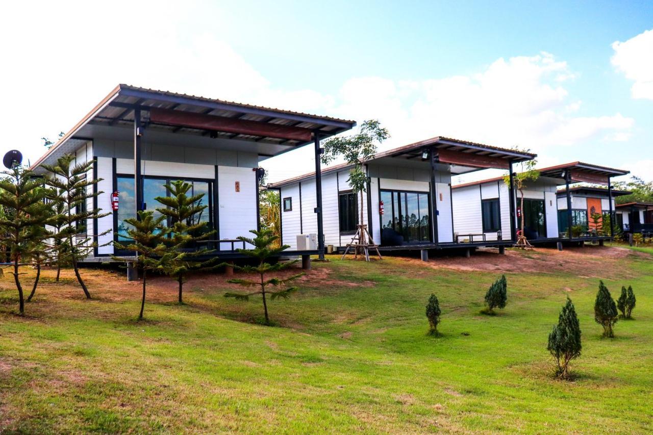Mae On Village Resort