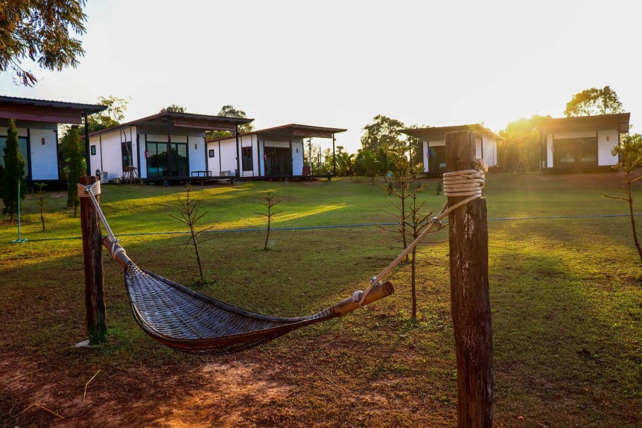 Mae On Village Roi Et