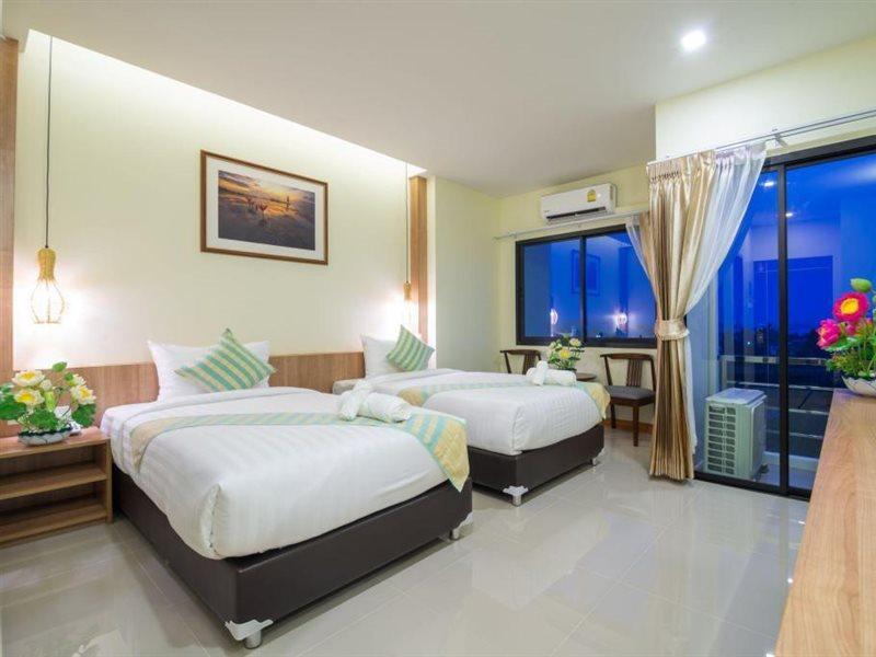 Hotel Pura Nakhon 4*