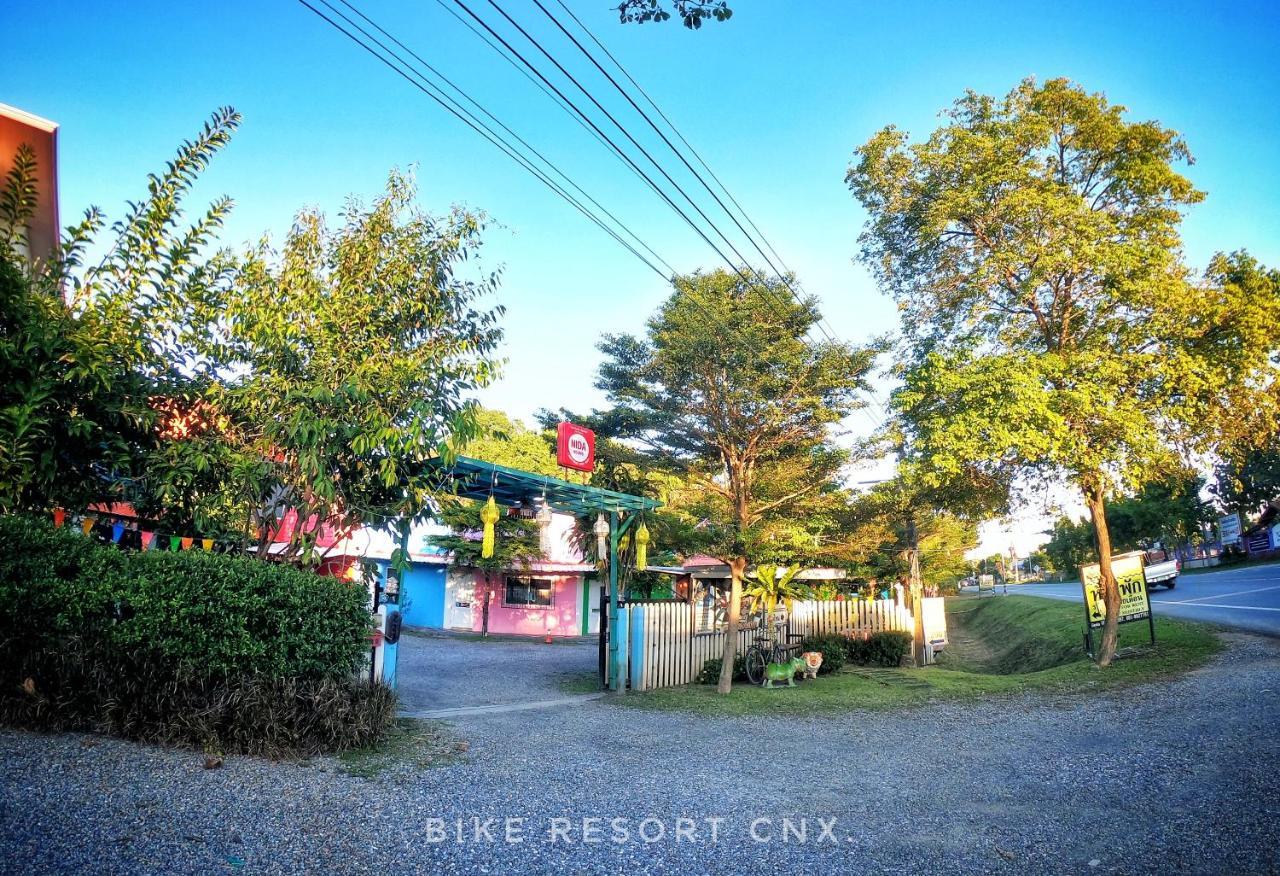 Guest house Bike Chiangmai 2*