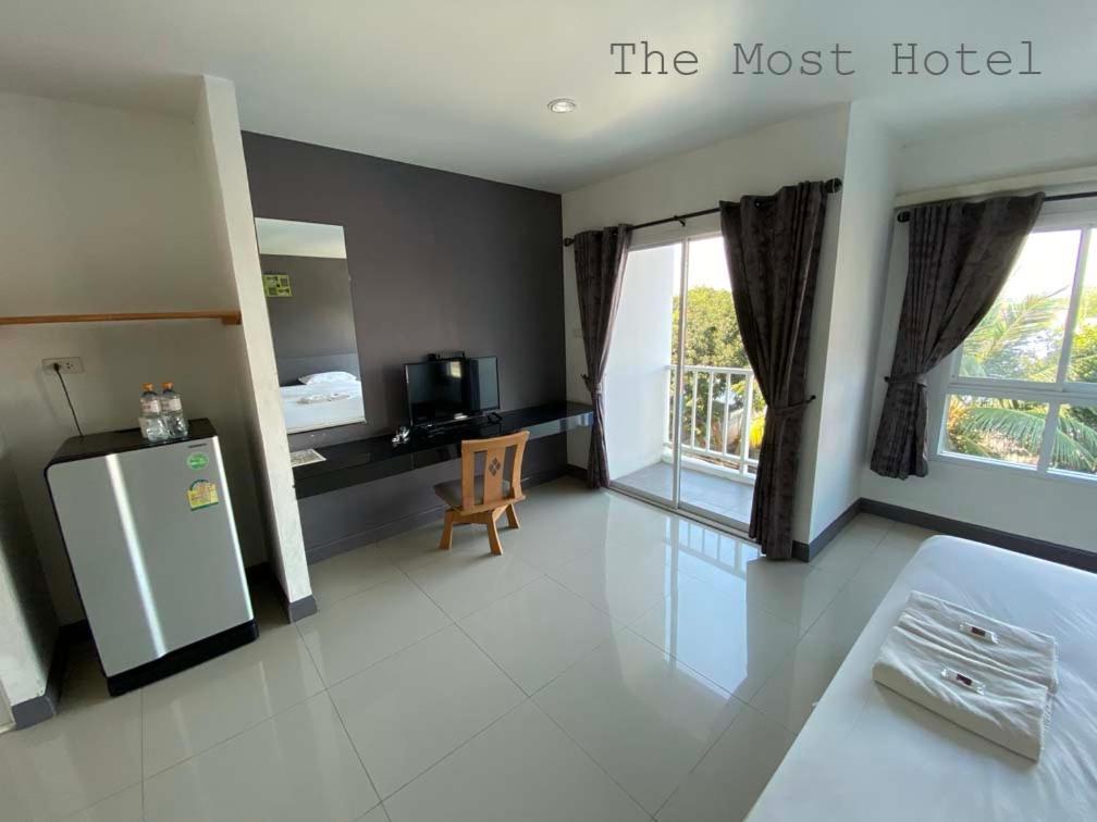 Hotel The 3*