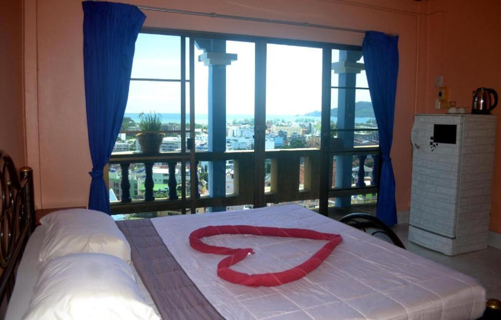 Oyo 851 On Hill Hotel Patong