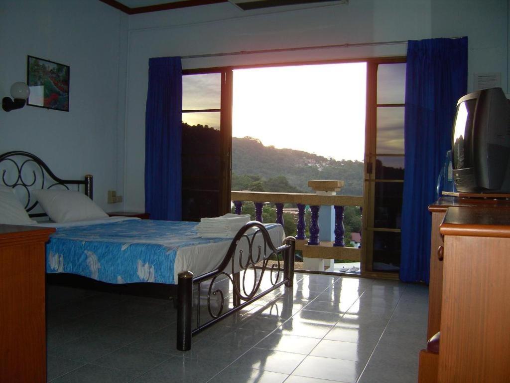 Oyo 851 On Hill Hotel