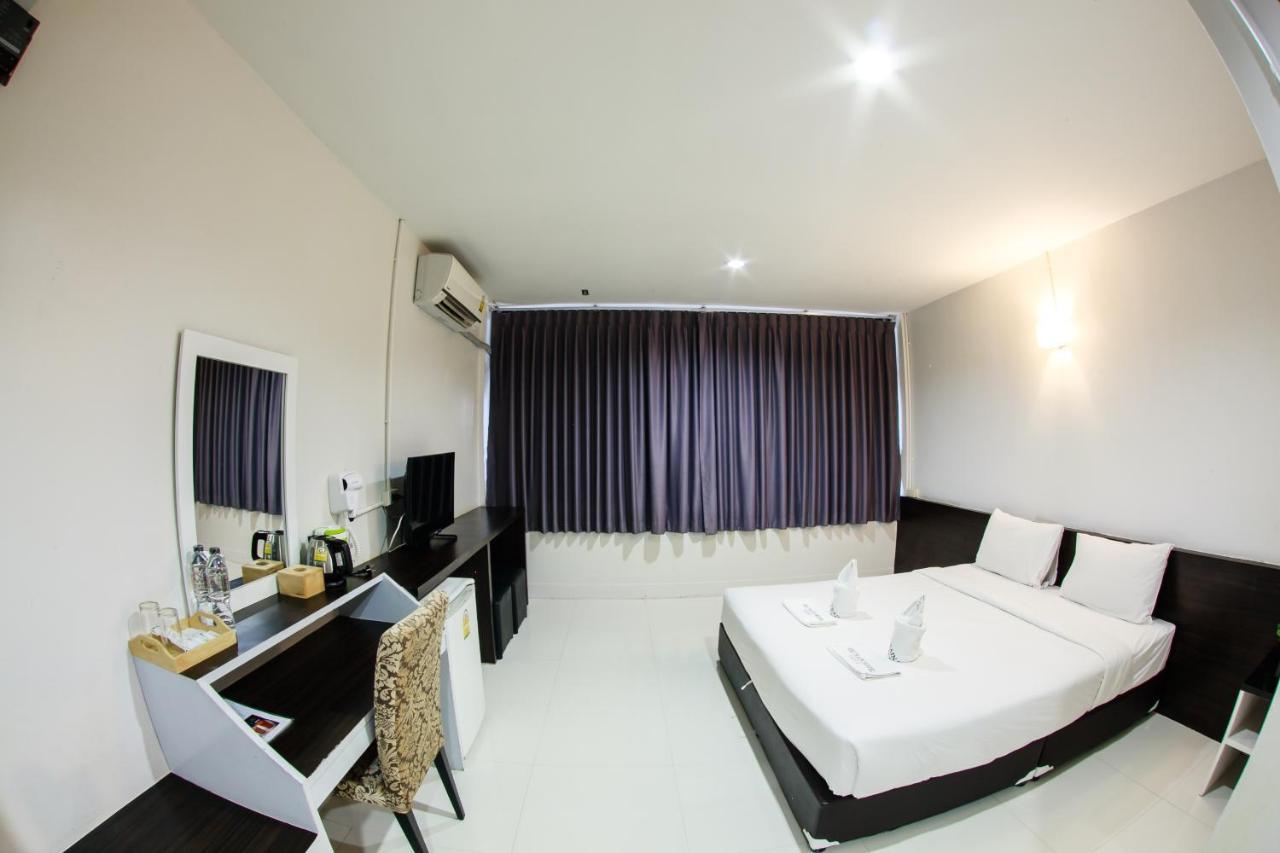 Hotel The Train Hatyai 3*