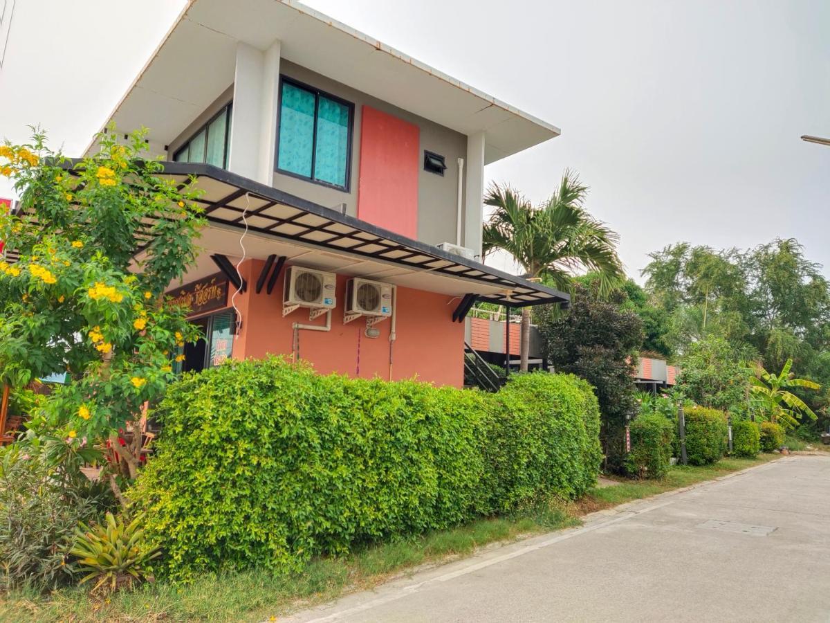 Pranwimol Aparthotel Ban Pak Nam Pran
