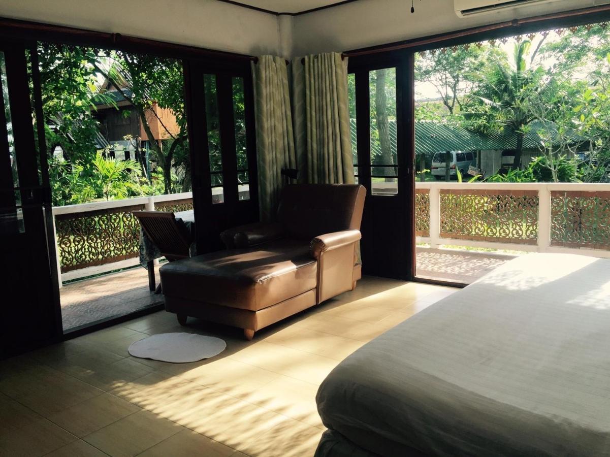 Ruen Thai Rim Haad Resort 2*