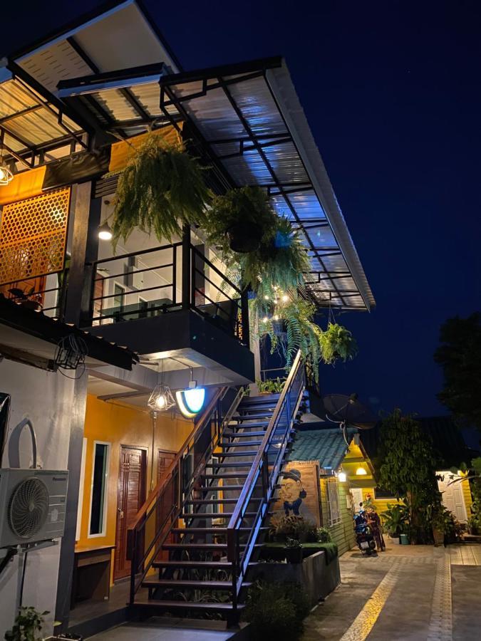 Guest house The One House 2*