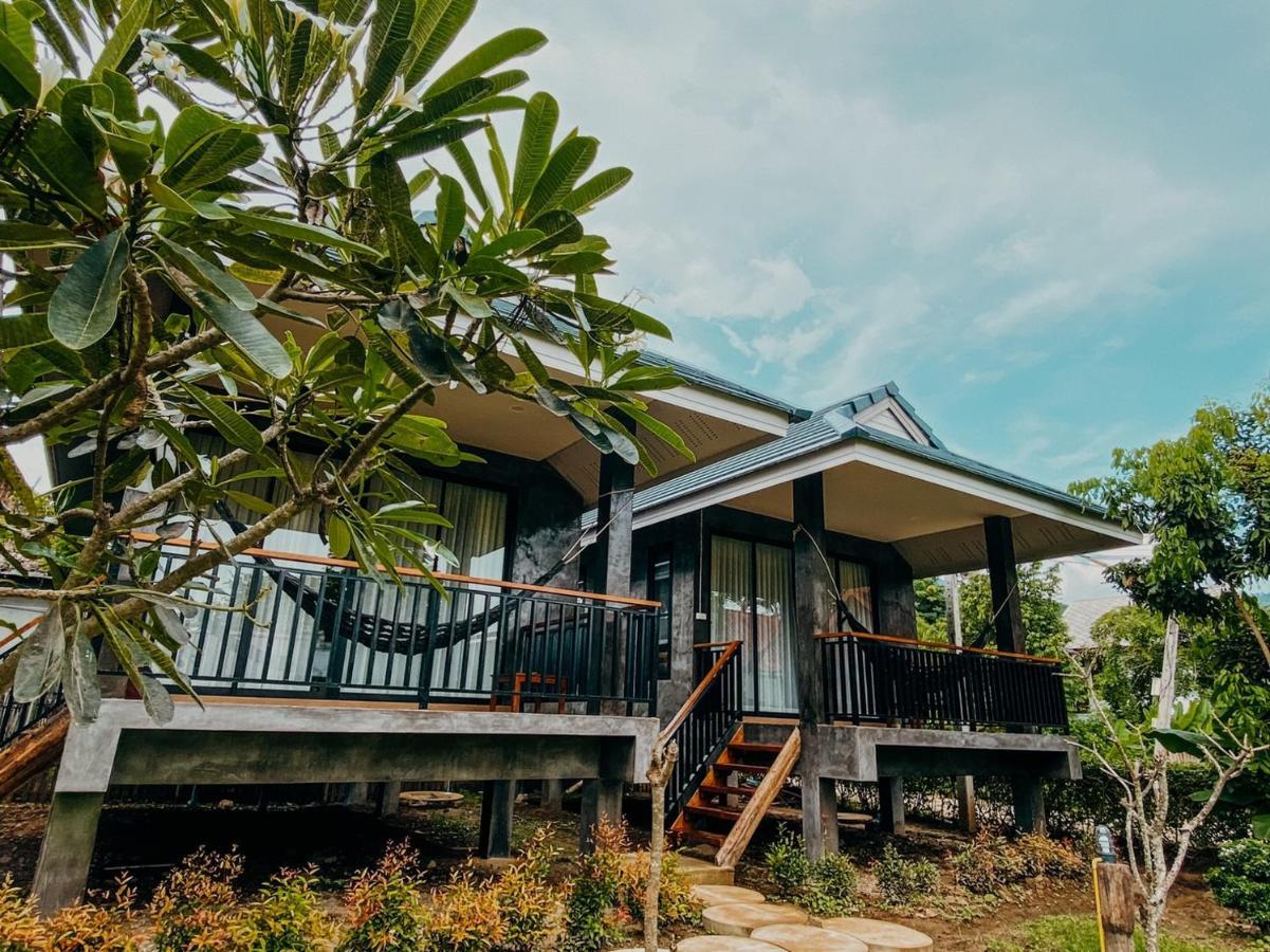 Nam Now Bed & Breakfast 2*