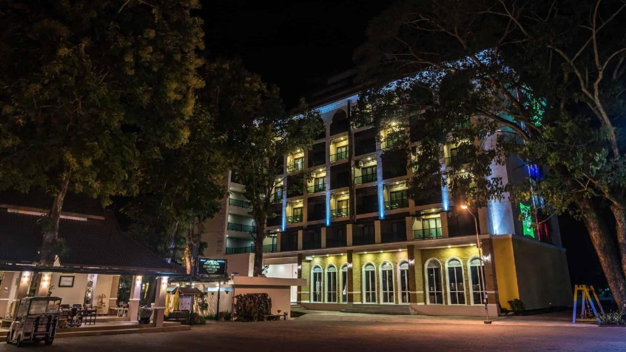 Chiangkhong Teak Garden Riverfront Onsen Hotel- Sha Extra Chiang Khong