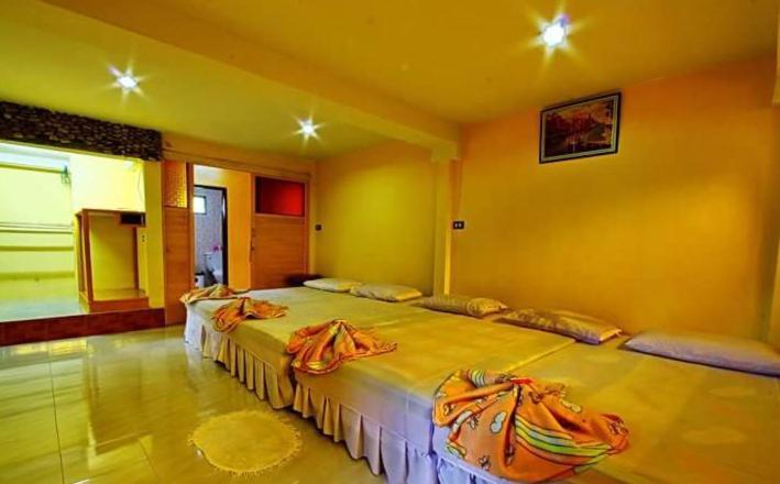 Khao Luang 2*