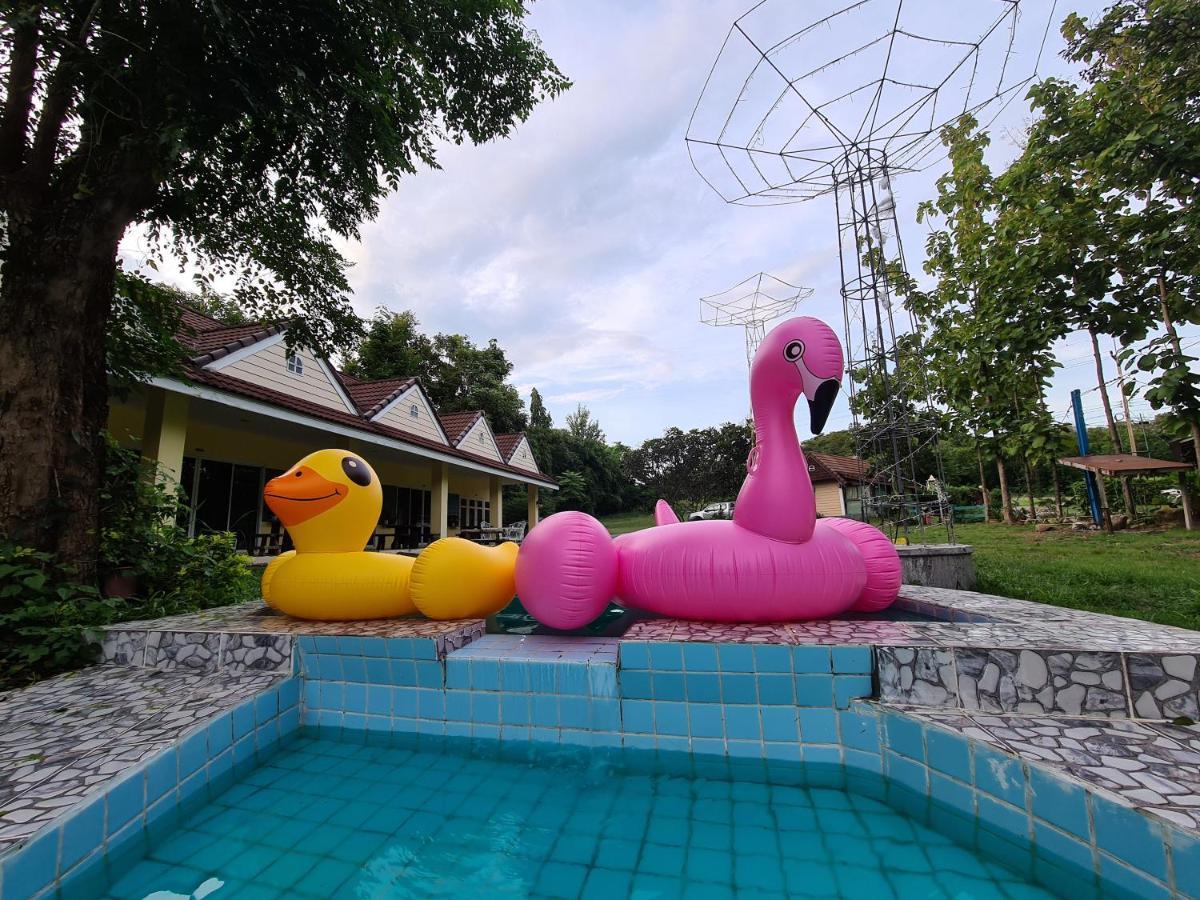 Phutawan Resort