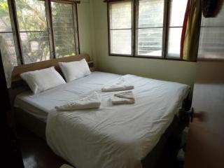 Naruncha House Guest house *
