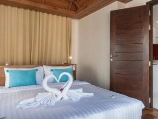 Jean Pool Hotel 3*