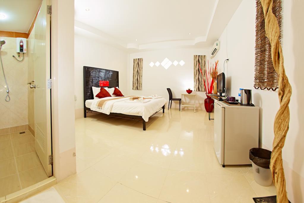 Hotel Nirvana Couture