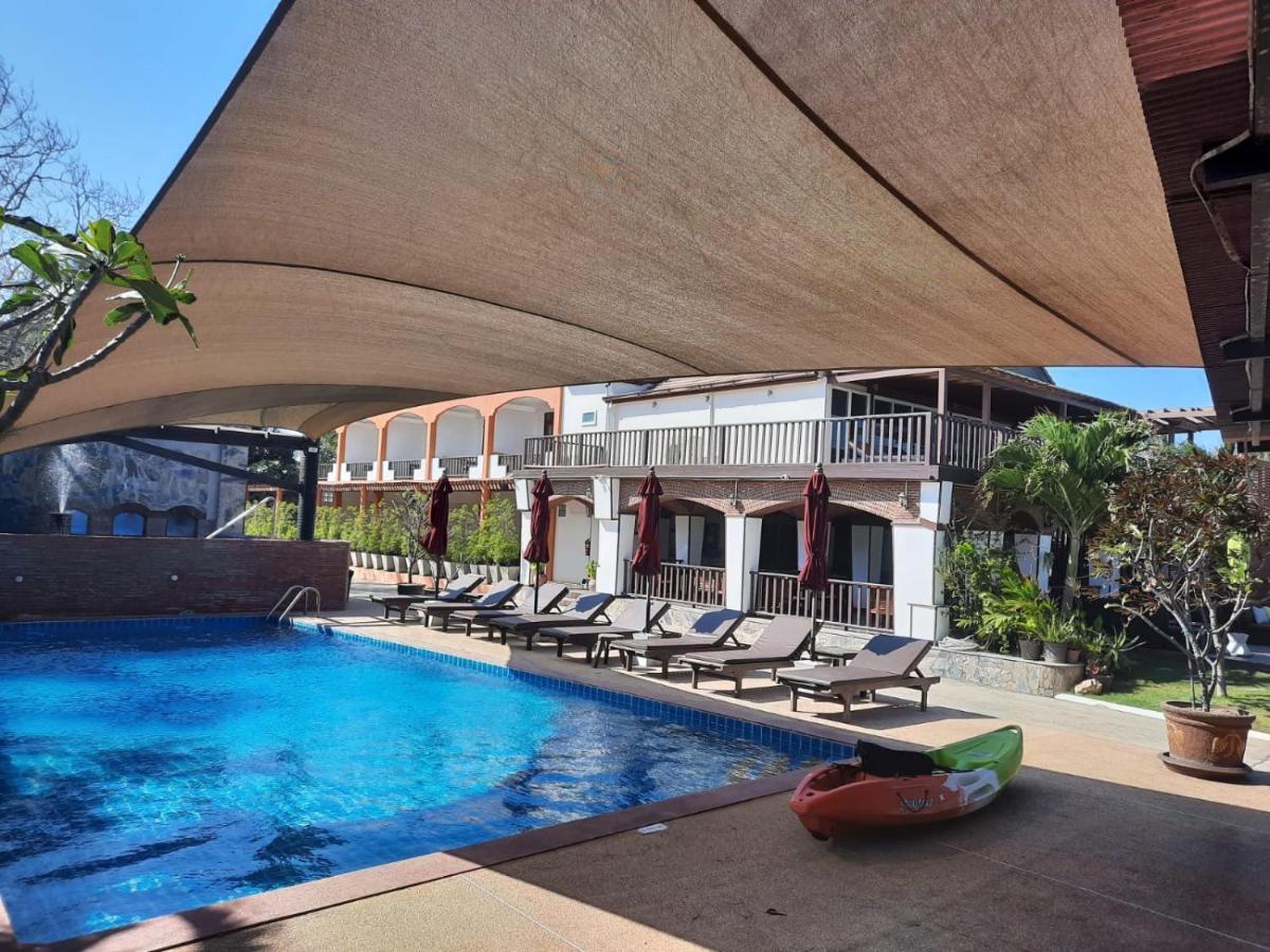 Palm Resort Pran Buri