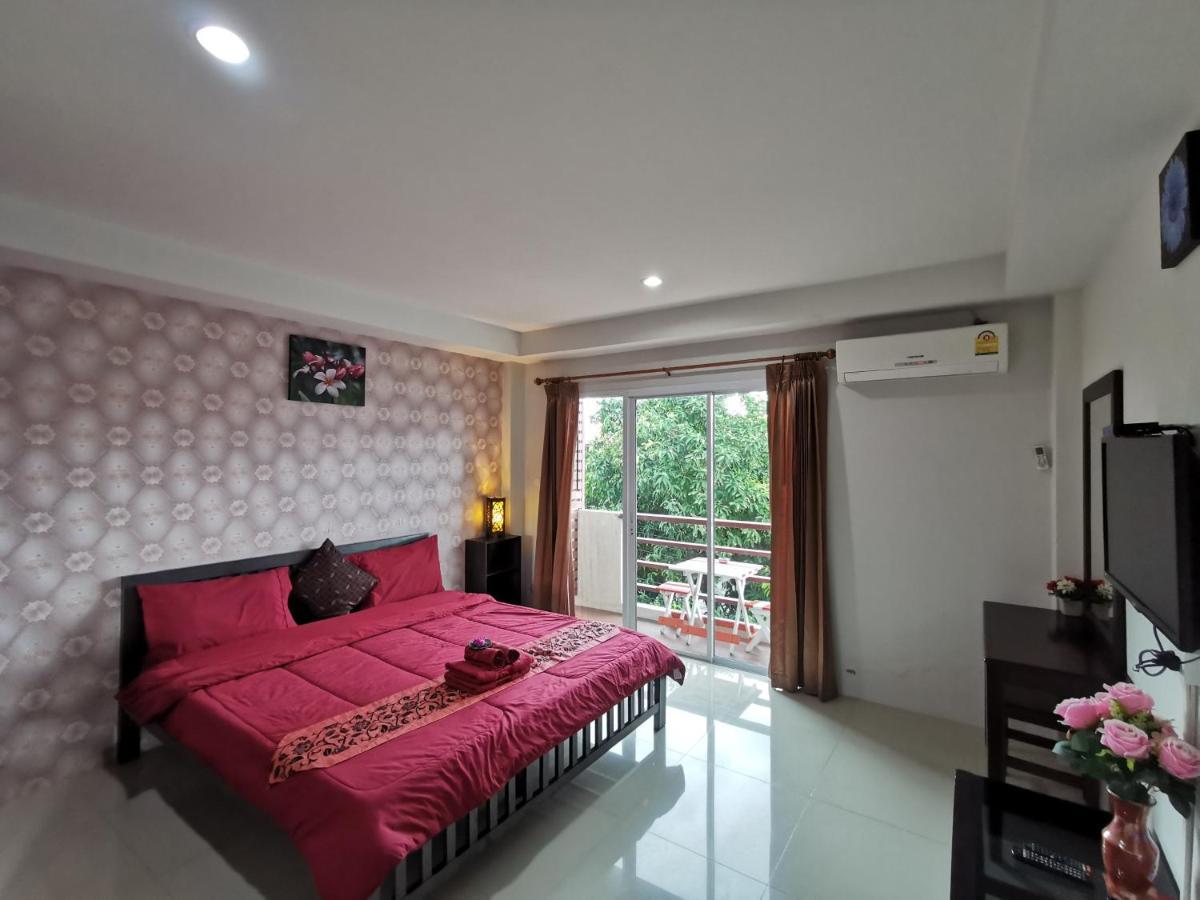 Tontalay Hostel Bang Saen