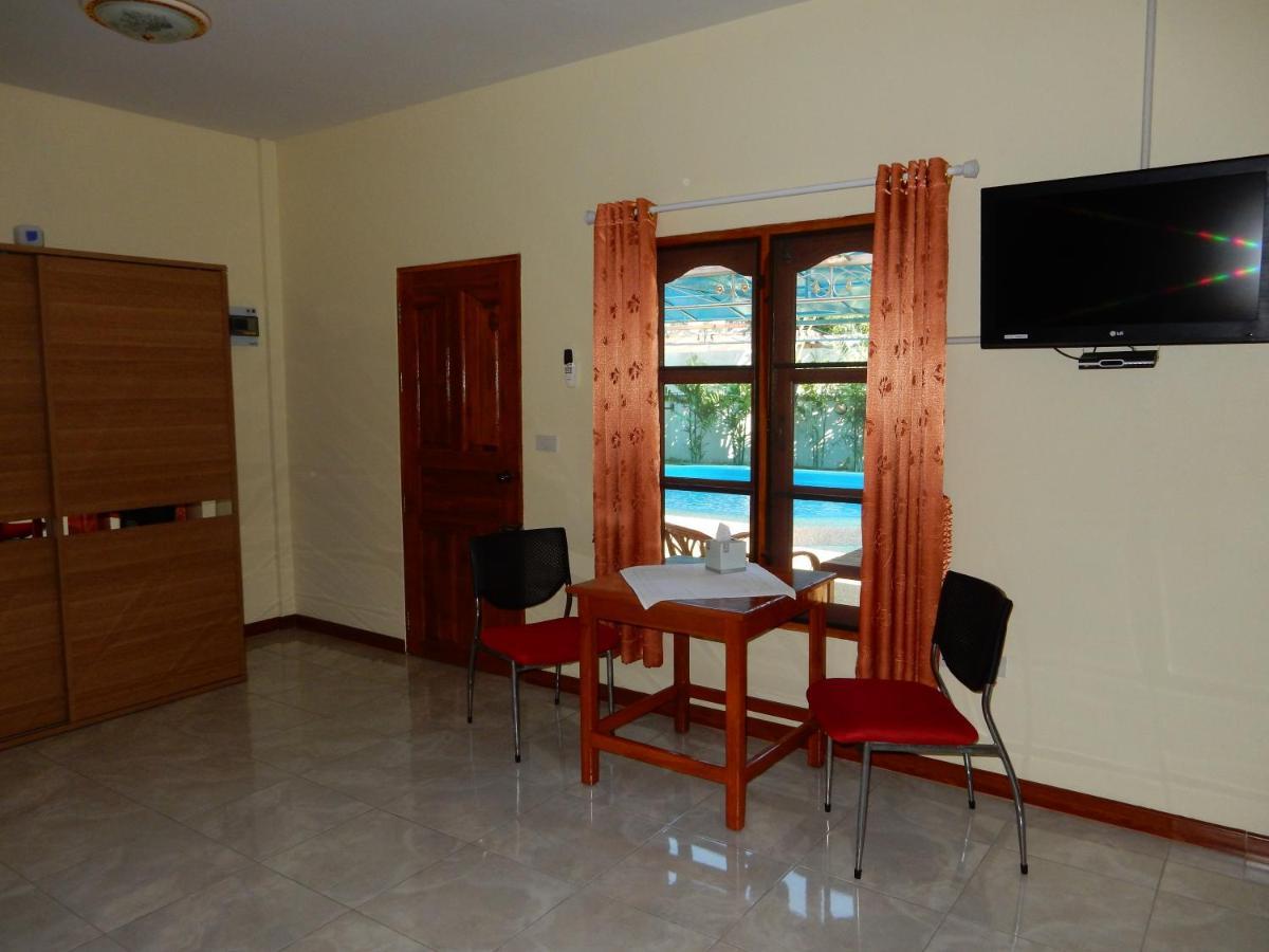 Malee Resort 3*