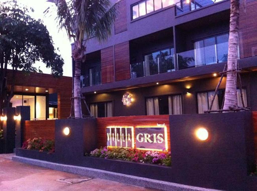 Gris Pran Buri