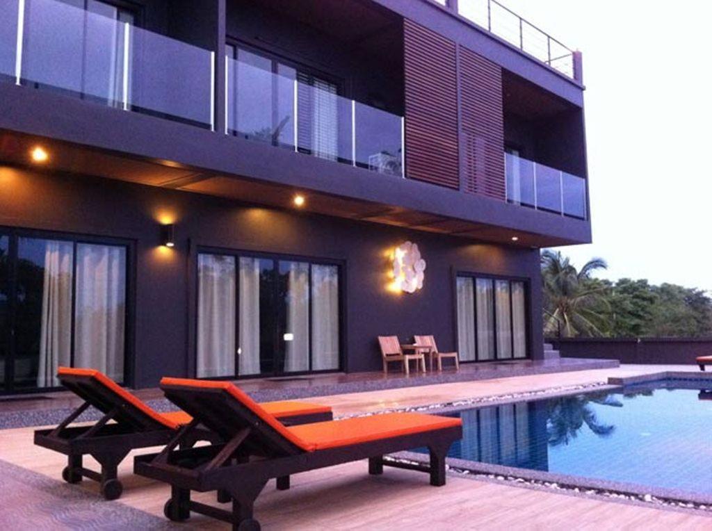 Gris Villa