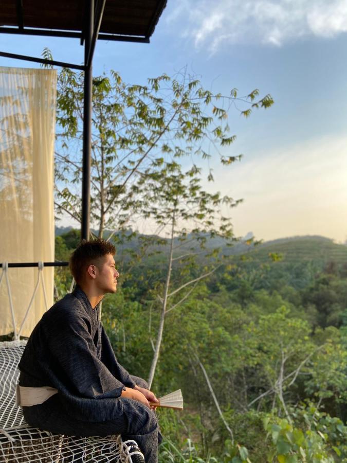 Tanoshi Glamping In Khao Sok