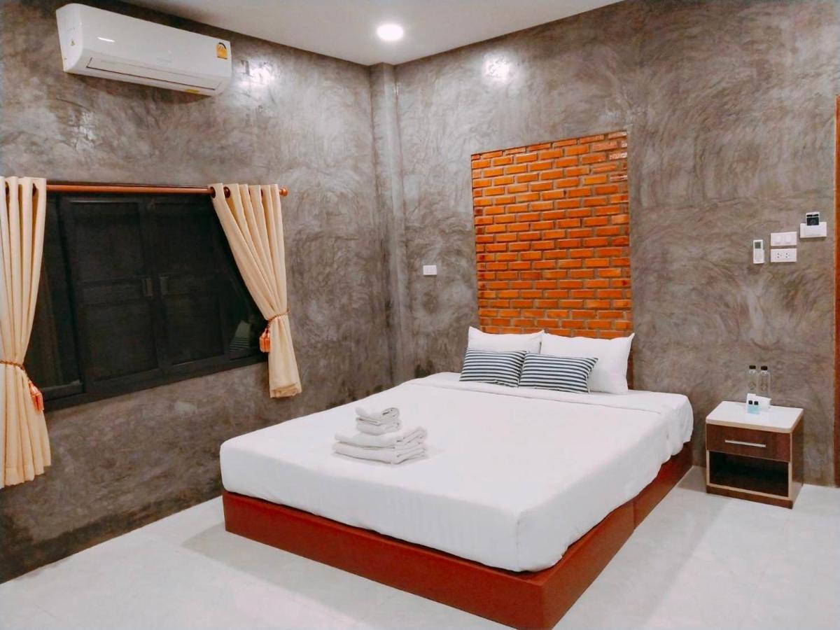 Resort B-tel Chomthong Chiang Mai 2*
