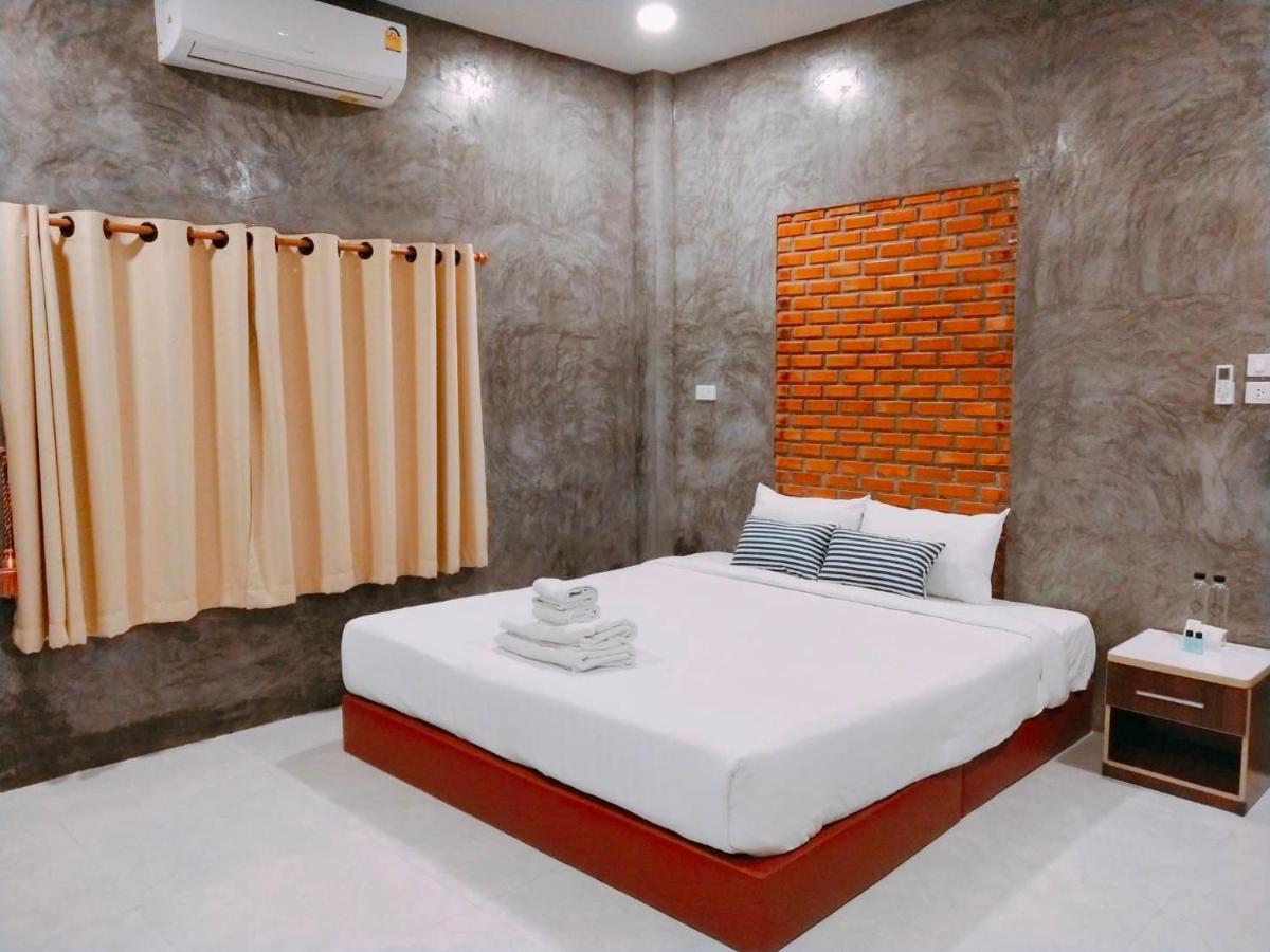 B-tel Chomthong Chiang Mai Resort