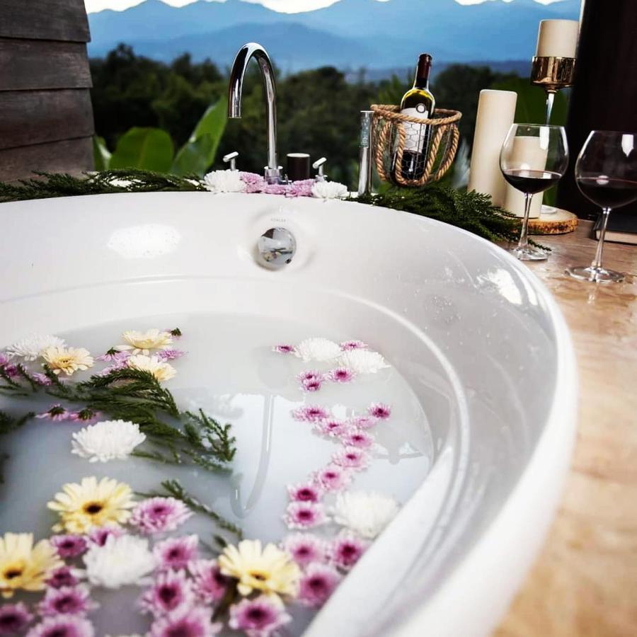 Chang Hill (adults Only) Pai
