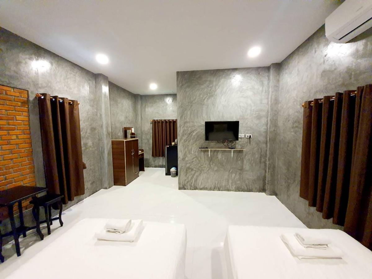 Resort B-tel Chomthong Chiang Mai 2*