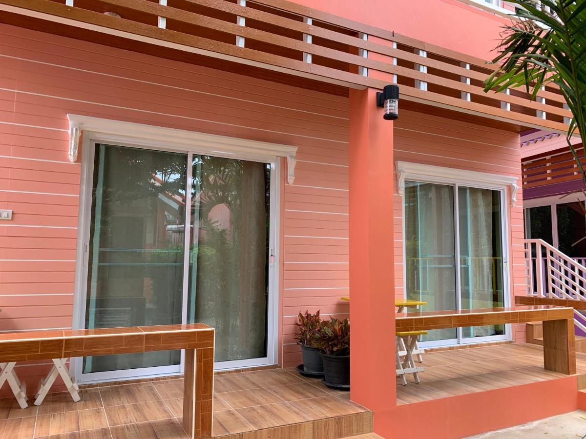 Thippawan Resort Ko Si Chang