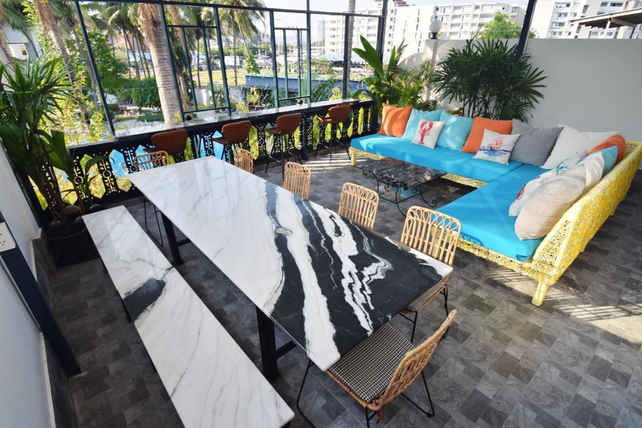 Blu Haven Villa *